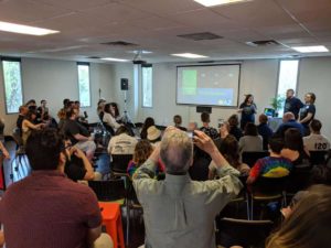 Maker:0x4c,Date:2017-10-18,Ver:4,Lens:Kan03,Act:Lar01,E-Y